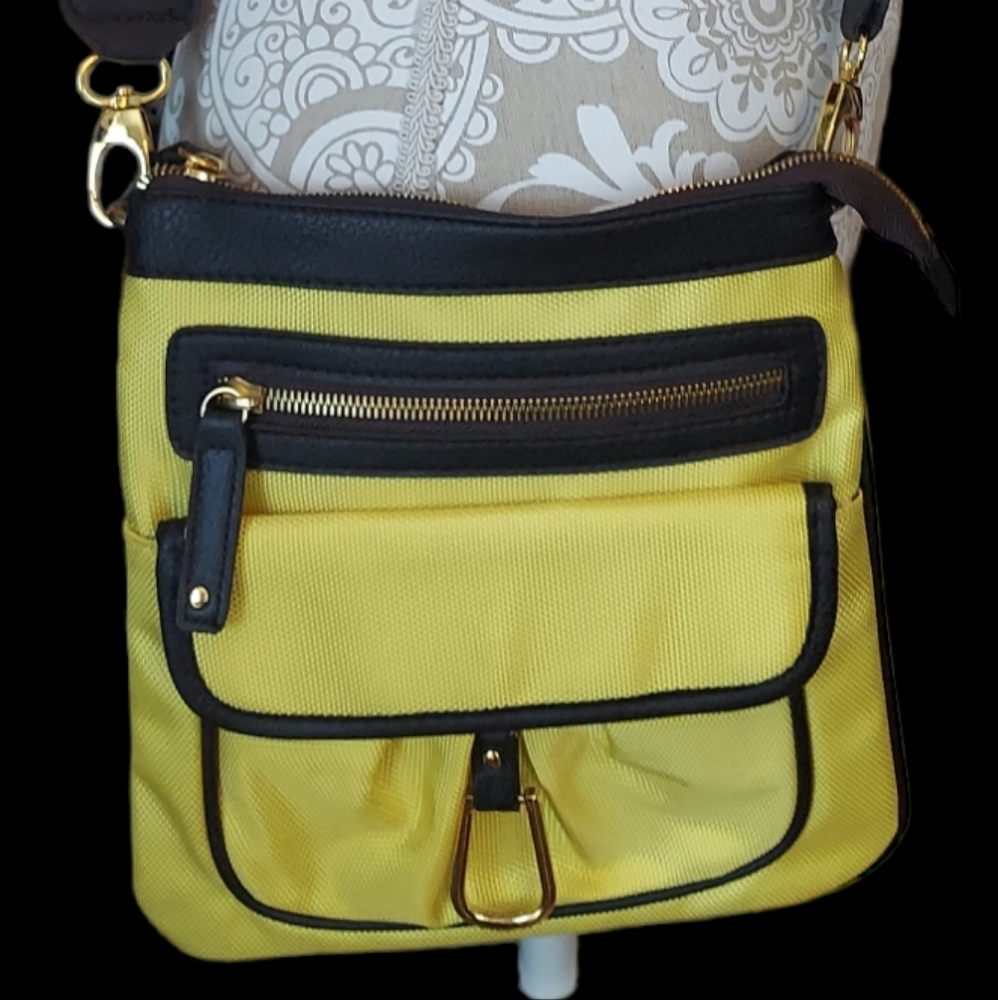 Braciano Yellow Crossbody Purse